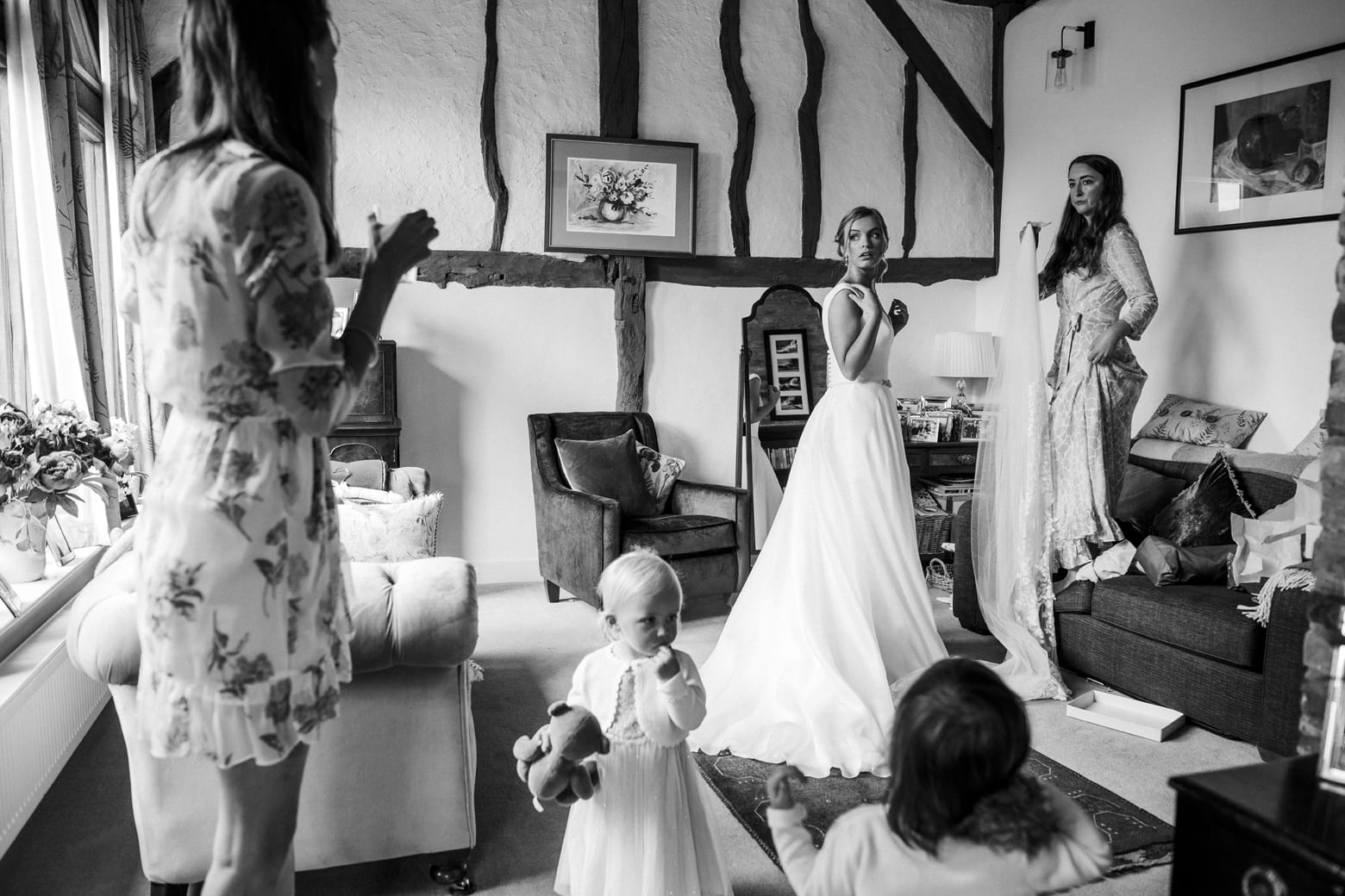 sigma art lens wedding photography 24mm